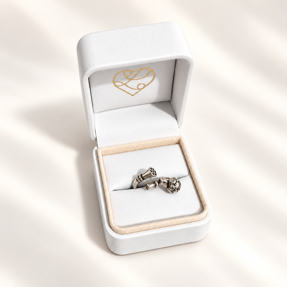 AARVO Elegant Lotus Ring - RNG1008