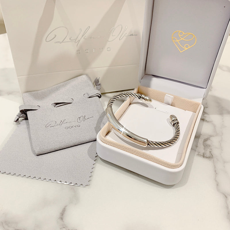 AARVO Twisted Elegance Adjustable Silver Bangle-BNG1004